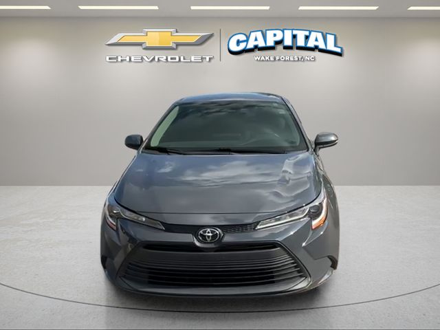 Used 2024  Toyota LE image 8