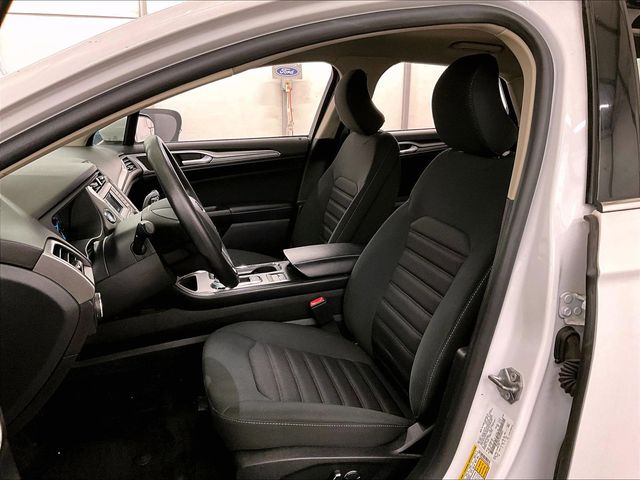 2018 Ford Fusion SE White at Klick Lewis Buick Chevrolet