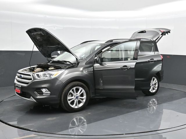 2019 Ford Escape SEL 46