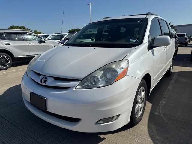 2008 Toyota Sienna XLE