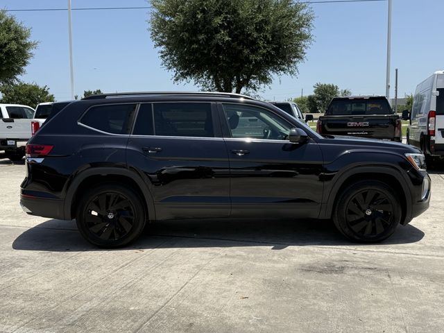 2025 Volkswagen Atlas 2.0T SE w/Technology Black at Gullo Toyota