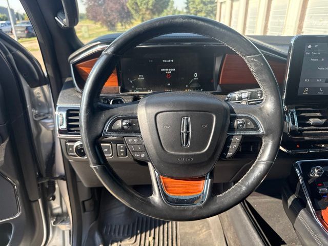 2018 Ingot Silver Lincoln Navigator L Select 4X4 SUV