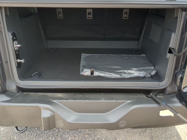New 2026 Shadow Black Ford Outer Banks® image 37