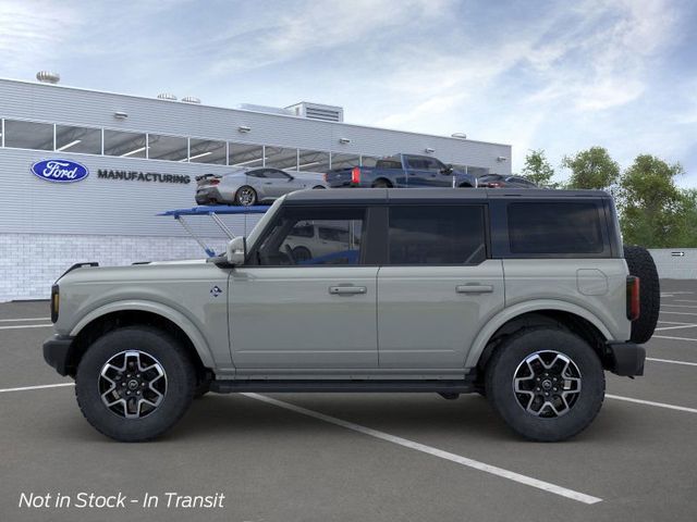 2024 Ford Bronco Outer Banks 4