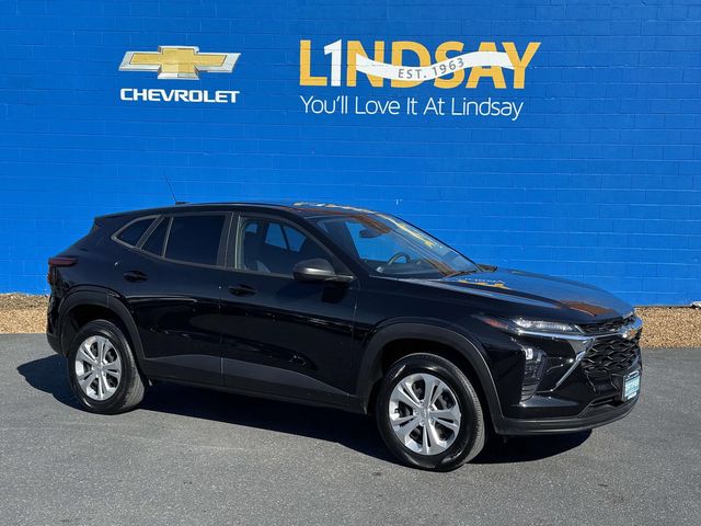 2024 Chevrolet Trax LS FWD