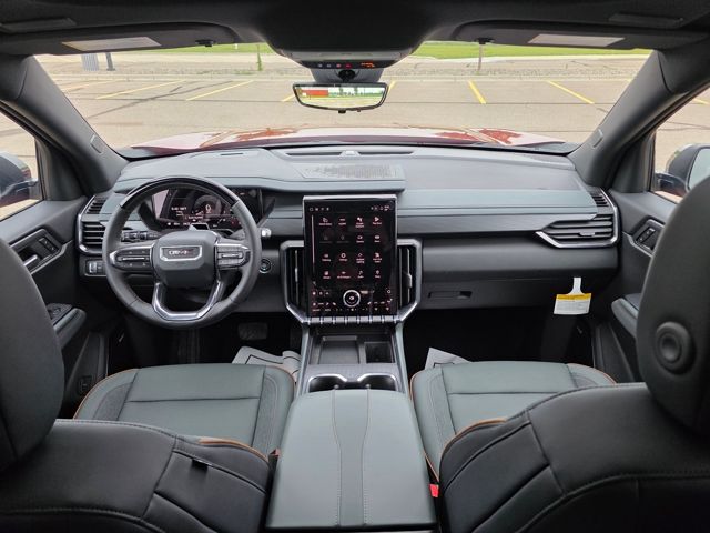 2025 GMC Acadia AWD AT4