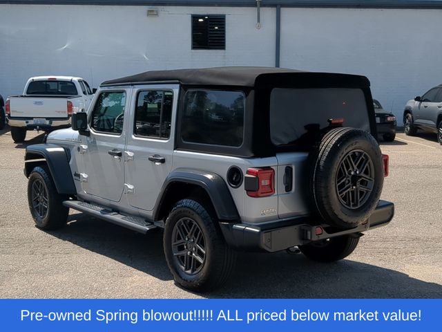 Used 2024 Silver Zynith Clearcoat Jeep Sport S image 11