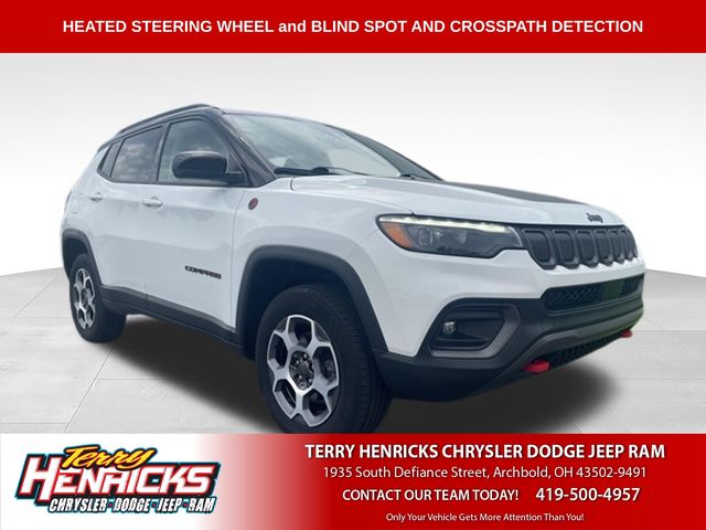 Bright White Clearcoat 2022 Jeep Compass SUV / Crossover Four-Wheel Drive 9-Speed Automatic
