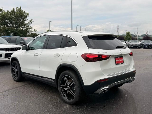 New 2026 White Mercedes-Benz GLA 250 image 8