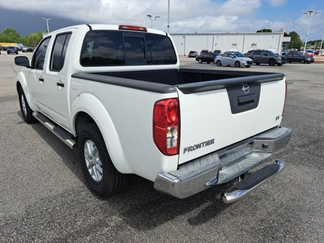 Used 2019 White Nissan SV image 8