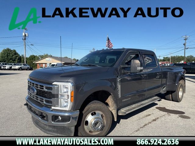 Gray Metallic 2023 Ford F-350 Super Duty XLT Crew Cab LB DRW 4WD Pickup Truck Four-Wheel Drive Automatic