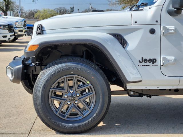 2024 Jeep Gladiator Sport 5