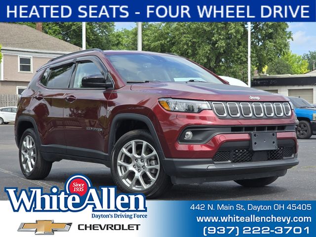Velvet Red Pearlcoat 2022 Jeep Compass Latitude Lux 4WD SUV / Crossover Four-Wheel Drive 9-Speed Automatic