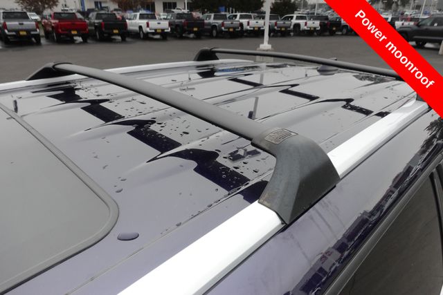 used 2023 Toyota Highlander car, priced at $37,300