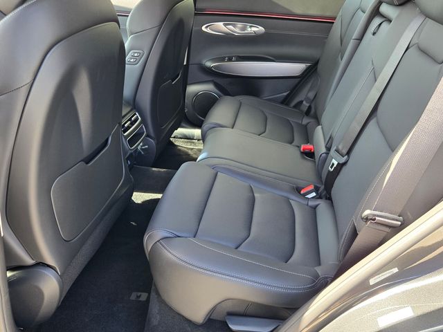 2027 Genesis Gv70
