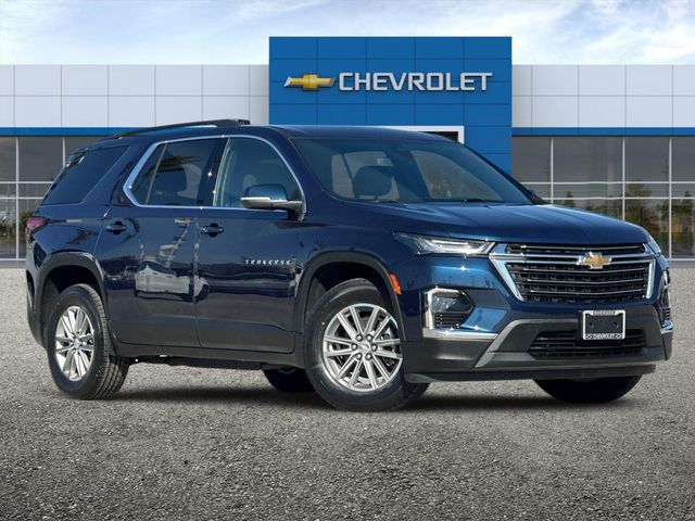 2022 Chevrolet Traverse LT 2