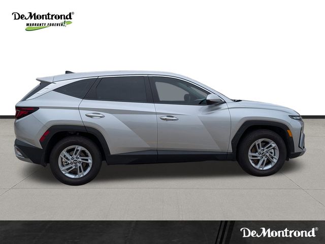 New 2026 Silver Hyundai SE image 4