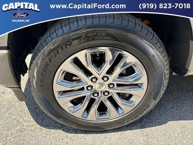 Used 2025 Gray Ford King Ranch image 13