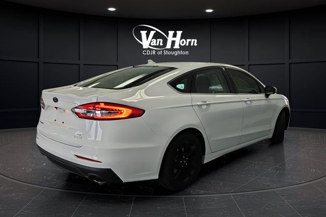 Used 2020 Oxford White Ford SE image 7