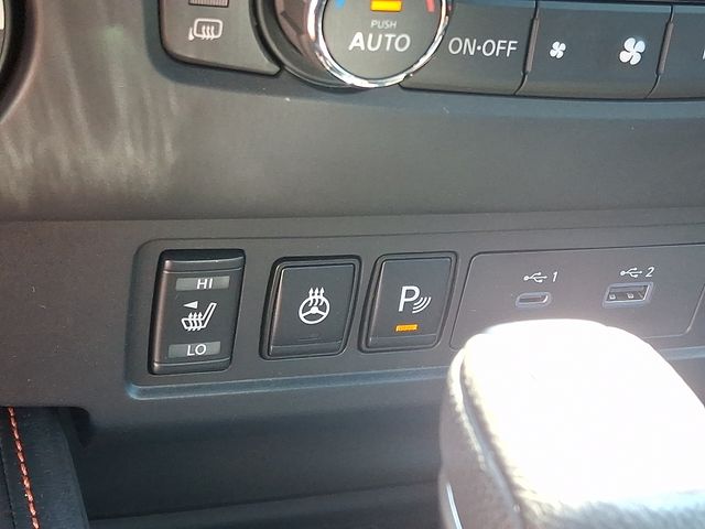 Used 2024 Nissan Frontier Truck