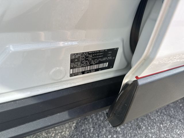 Used 2025 White Toyota LE image 34