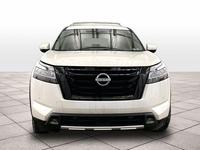 2023 Nissan Pathfinder SL White at Sutliff Volkswagen