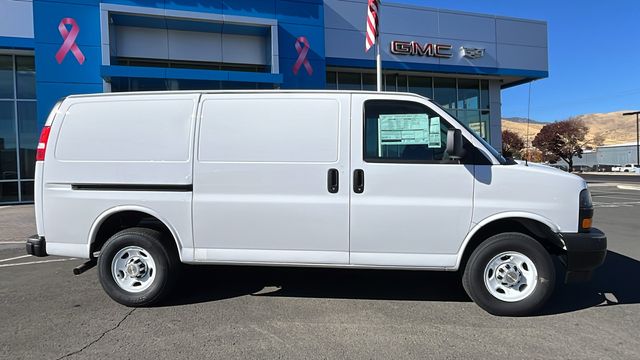 2024 Chevrolet Express 2500 Work Van 13