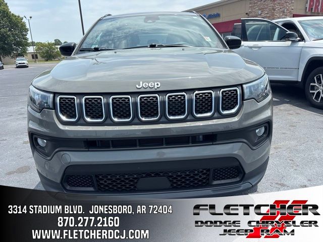 2023 Jeep Compass Latitude 4WD