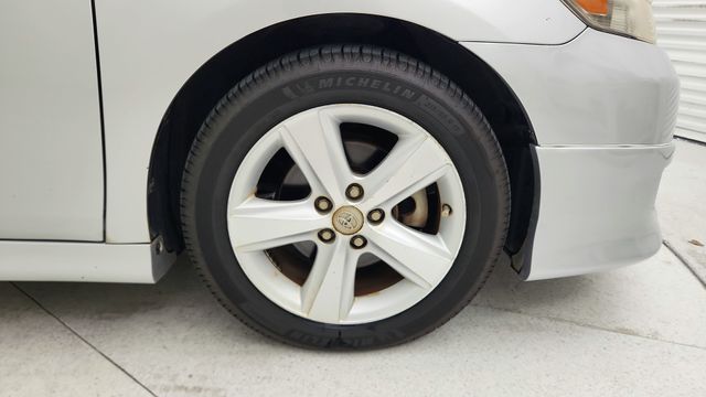 2011 Toyota Camry SE Silver at Emmons Autoplex