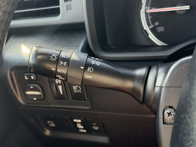 Used 2022  Toyota Limited image 23