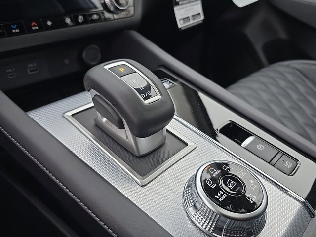 New 2025 Silver Mitsubishi SEL image 21