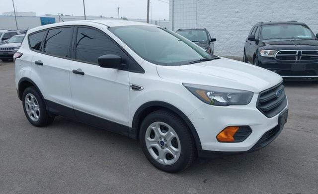Oxford White 2018 Ford Escape SUV / Crossover Front-Wheel Drive 6-Speed Automatic