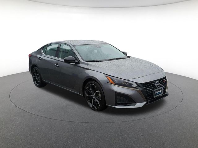 used 2023 Nissan Altima car