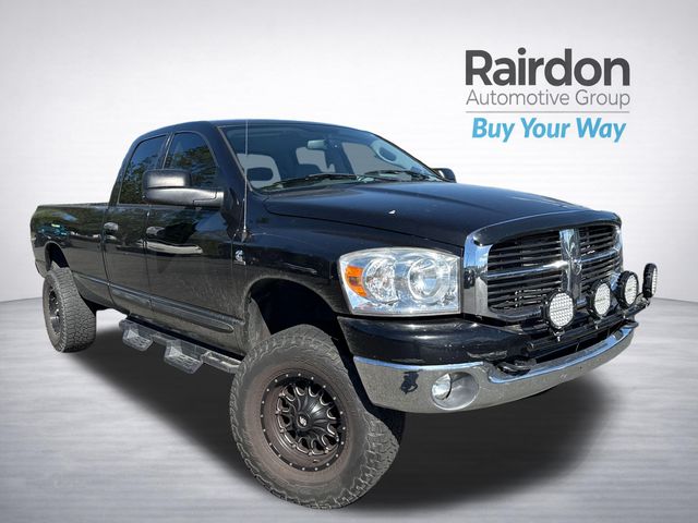 Brilliant Black Crystal Pearlcoat 2007 Dodge RAM 2500 SLT Quad Cab 4WD Pickup Truck Four-Wheel Drive 6-Speed Automatic