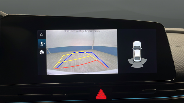 Used 2022 Ceramic White Hyundai Base image 14