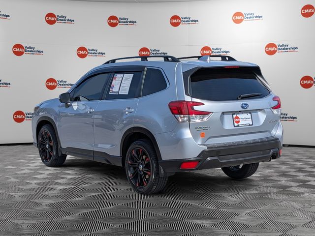 View vehicle photo 7