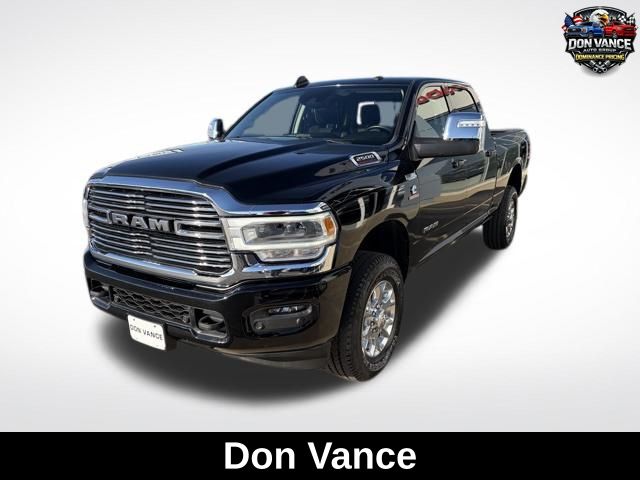 Diamond Black Crystal Pearlcoat 2024 RAM 2500 Laramie Crew Cab 4WD Pickup Truck Four-Wheel Drive 6-Speed Automatic