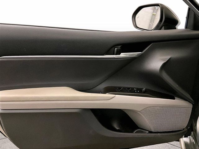 2021 Toyota Camry SE Silver at Sutliff Volkswagen