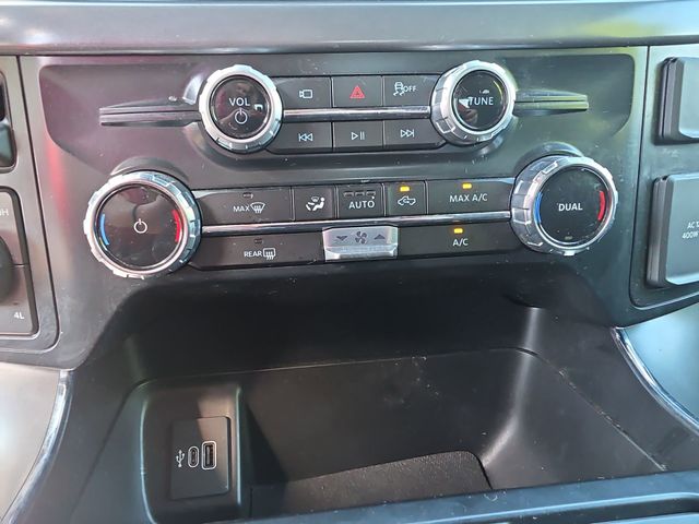 Used 2025 Oxford White Ford XLT image 23