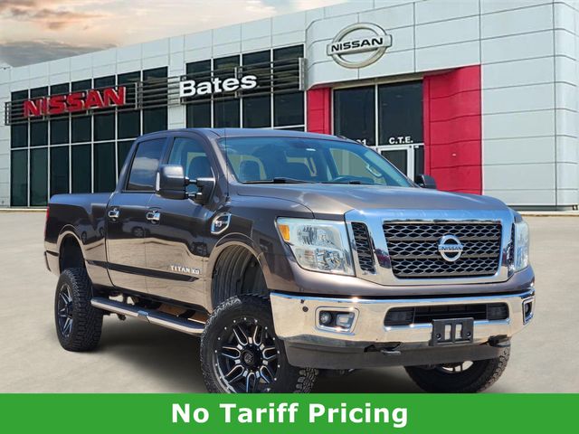 2016 Nissan Titan XD SV Crew Cab 4WD