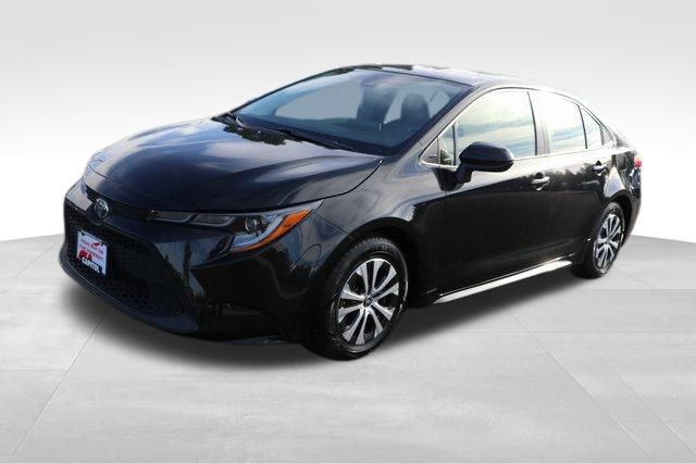 2022 Toyota Corolla Hybrid LE 22