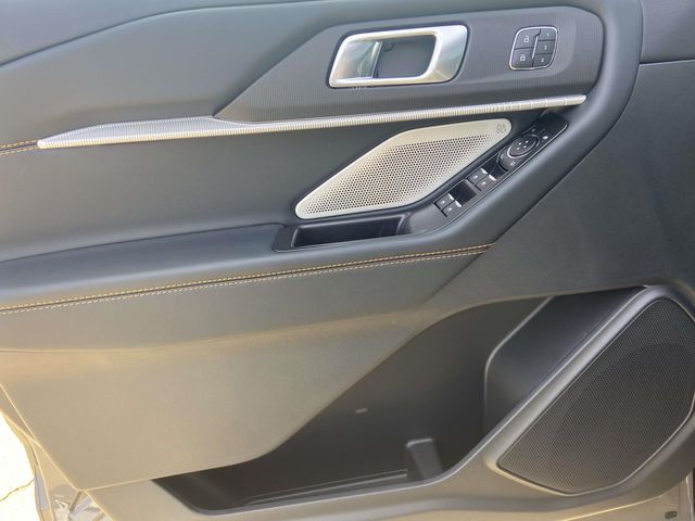 New 2026 Gray Ford Tremor image 11