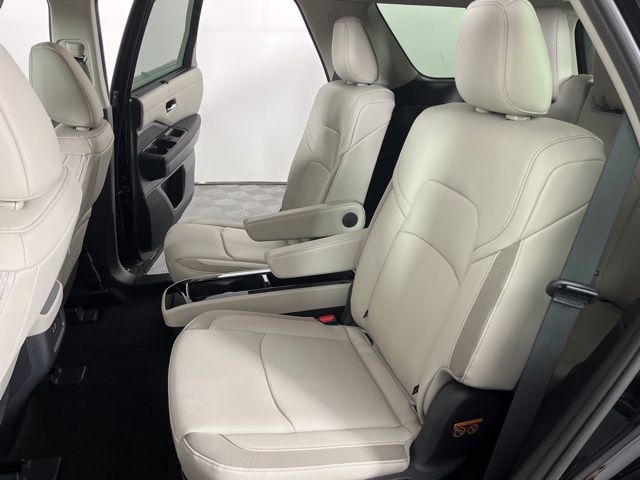 2025 Super Black Nissan Pathfinder SL FWD SUV
