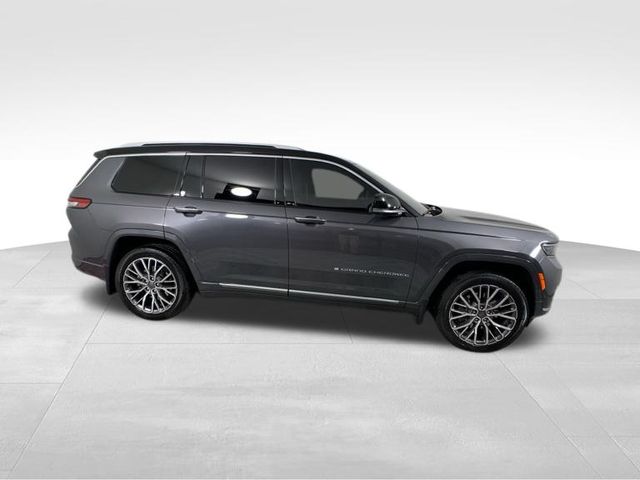 2023 Jeep Grand Cherokee L Summit 7