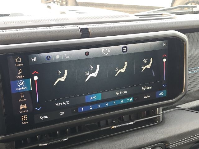 2025 Jeep Wrangler Rubicon 4xe:B02249