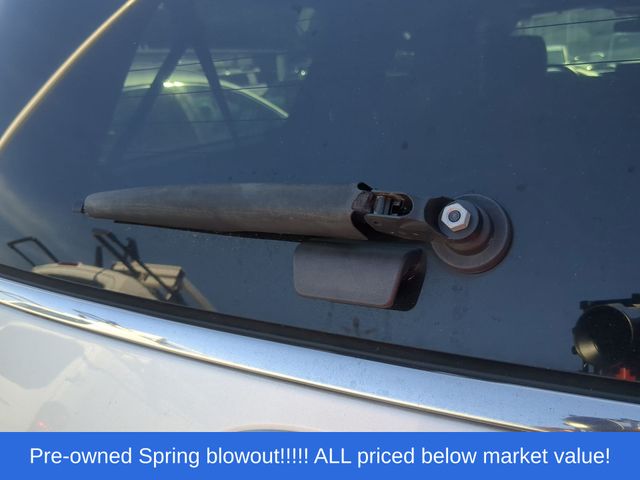Used 2023 White Metallic Ford Platinum image 15