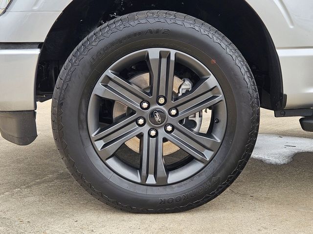 Used 2023 Silver Ford XLT image 10