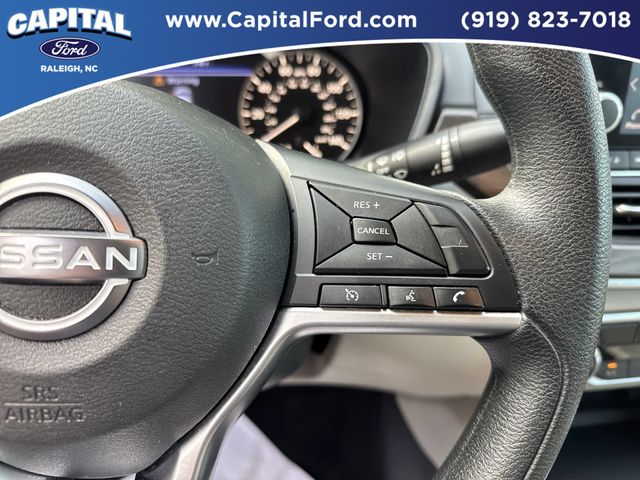 Used 2025 Black Nissan 2.5 SV image 23