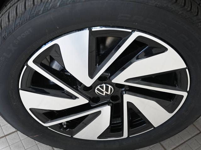 New 2026 Gray Volkswagen 2.0T SEL image 21