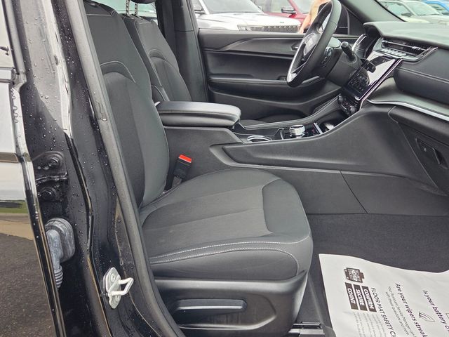 Used 2025 Jeep Grand Cherokee L SUV